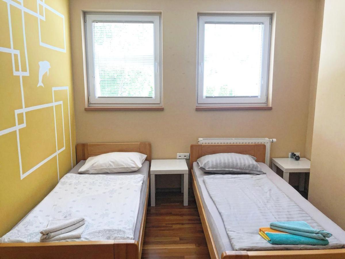 Apartment And Rooms Maraton ครานสกา โกรา ภายนอก รูปภาพ