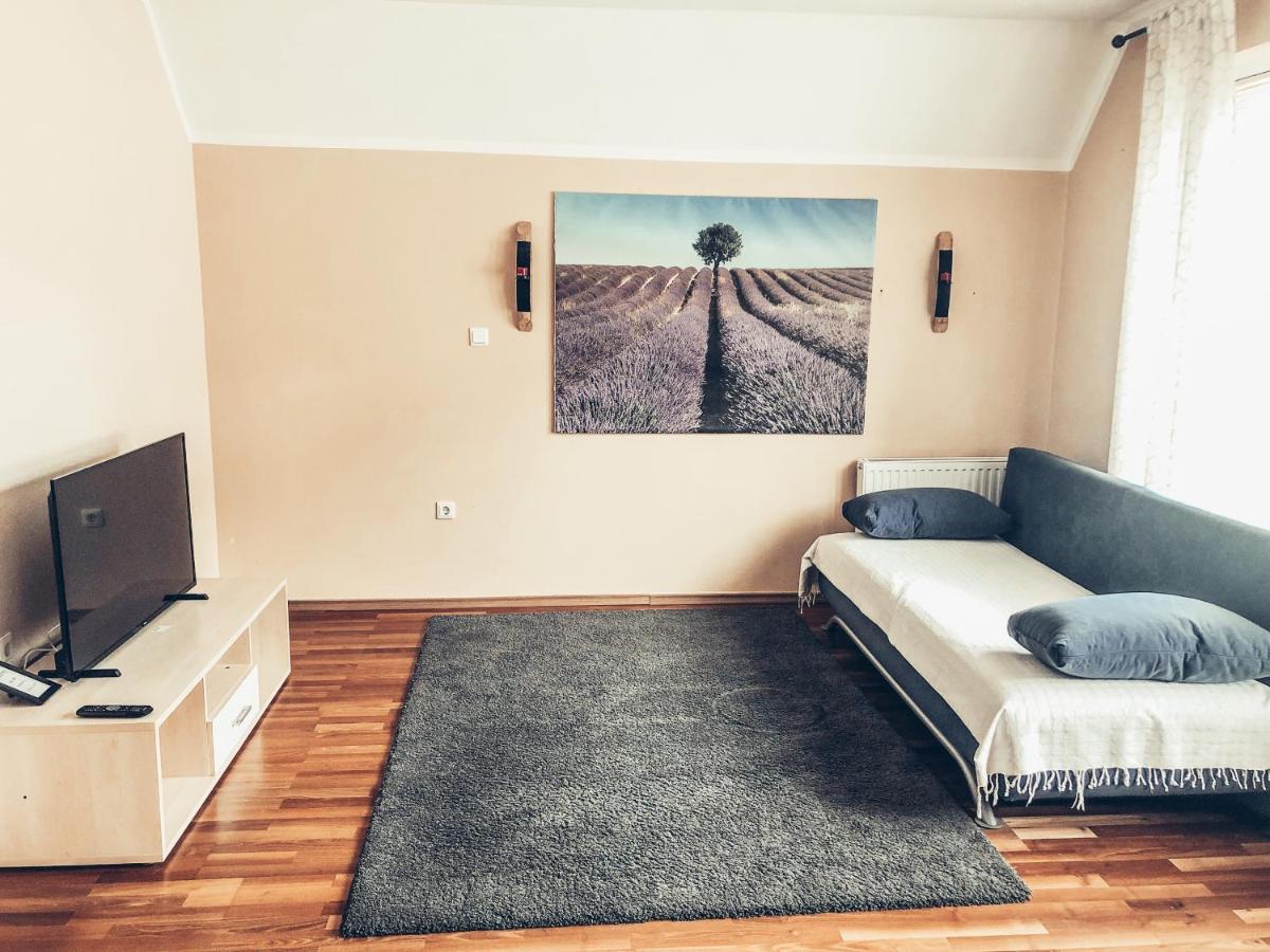 Apartment And Rooms Maraton ครานสกา โกรา ภายนอก รูปภาพ