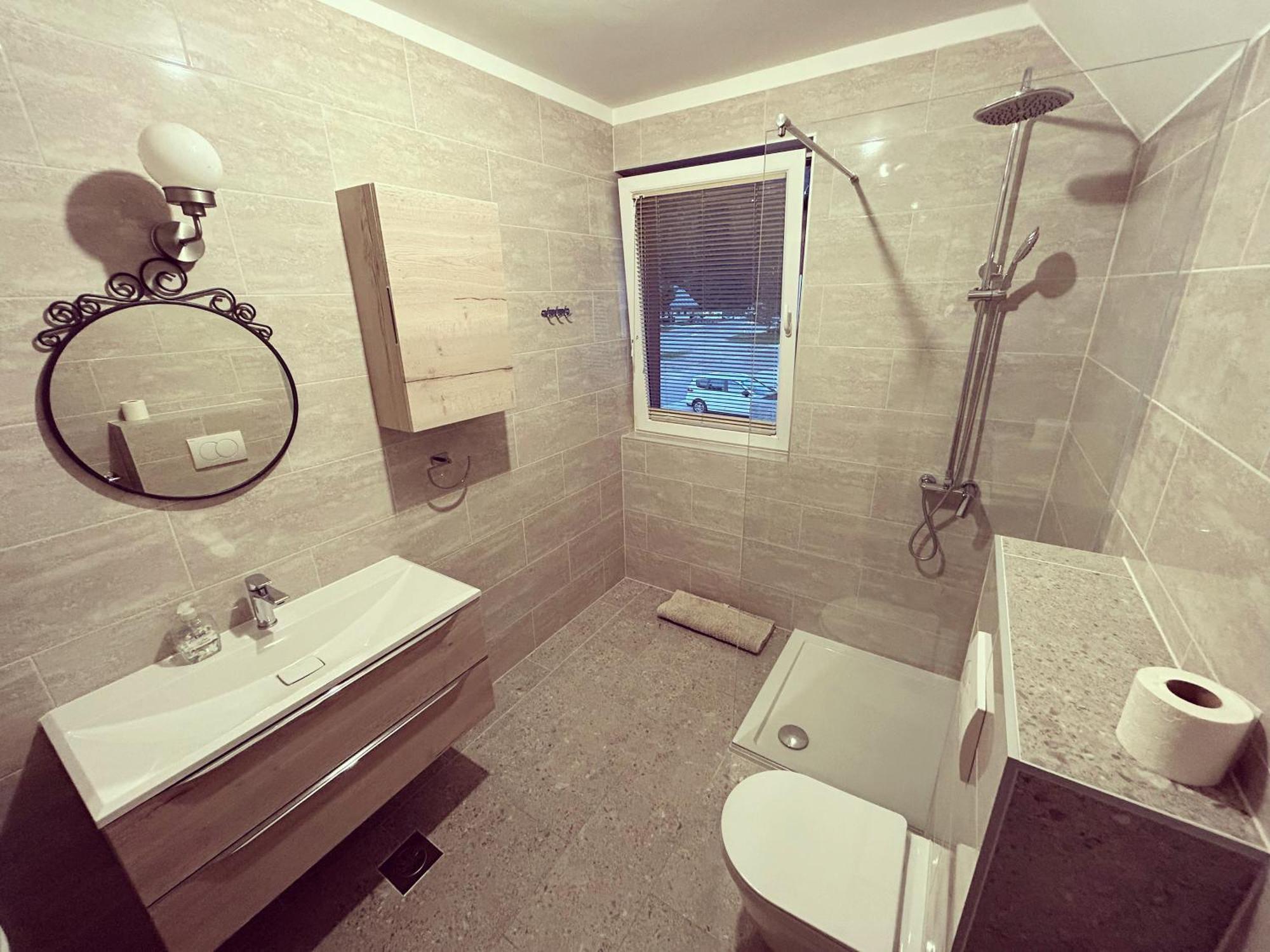 Apartment And Rooms Maraton ครานสกา โกรา ภายนอก รูปภาพ
