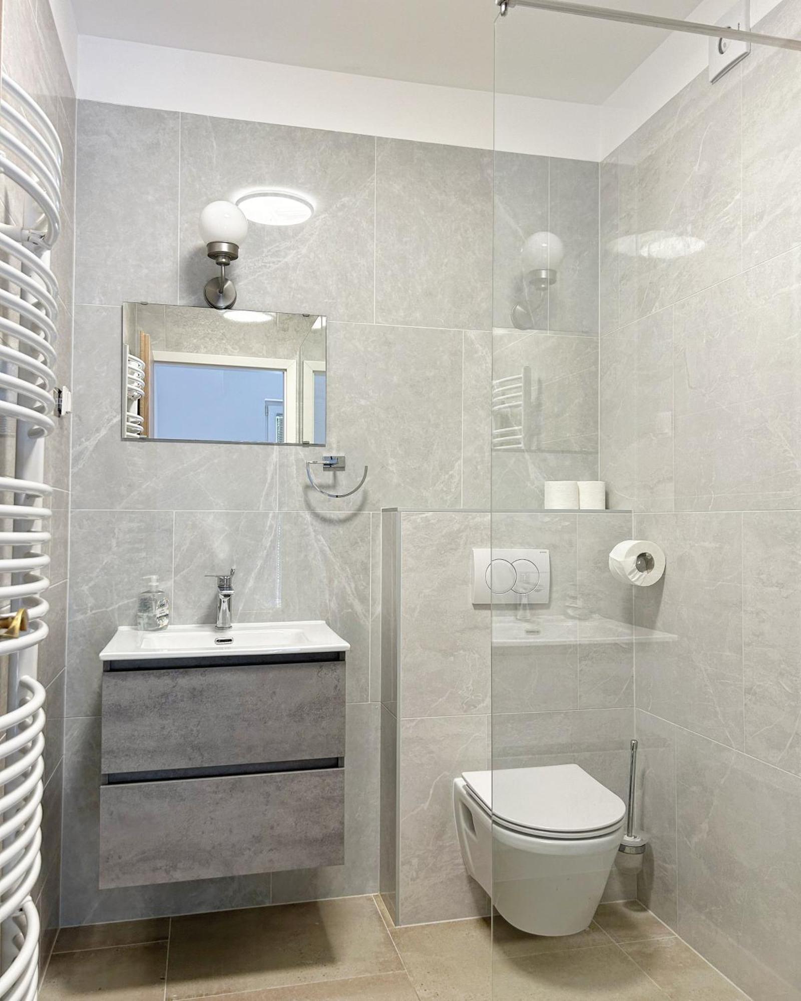 Apartment And Rooms Maraton ครานสกา โกรา ภายนอก รูปภาพ